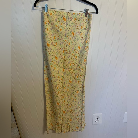 Target skirt - Picture 2 of 3